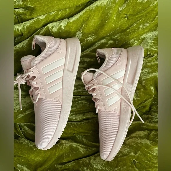 Adidas pink lace string shoes read description! Used - Picture 7 of 8